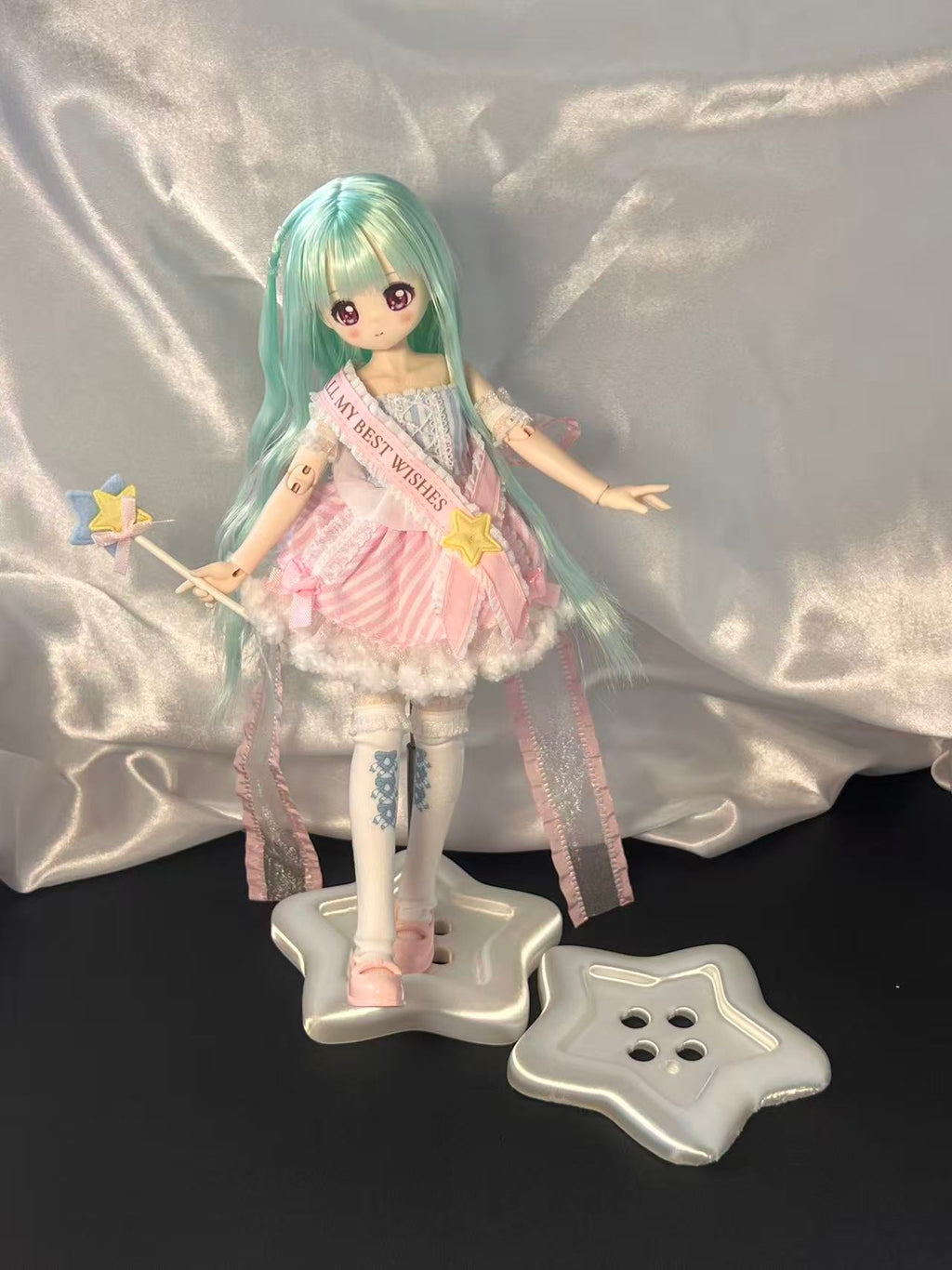 Star Button BJD Doll Stand
