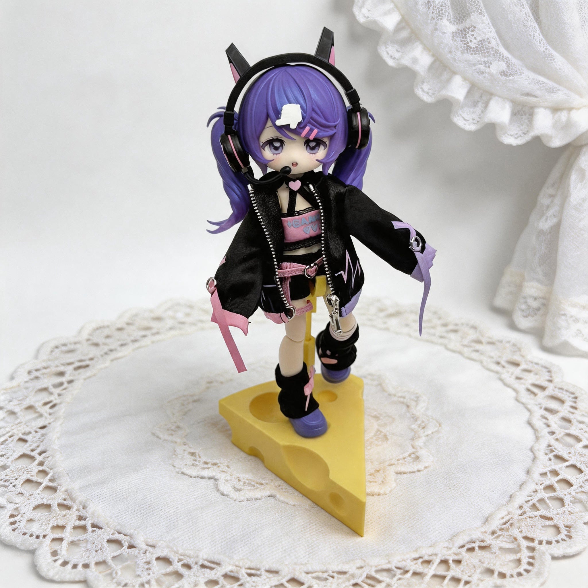 Cheese Wedge BJD Doll Stand