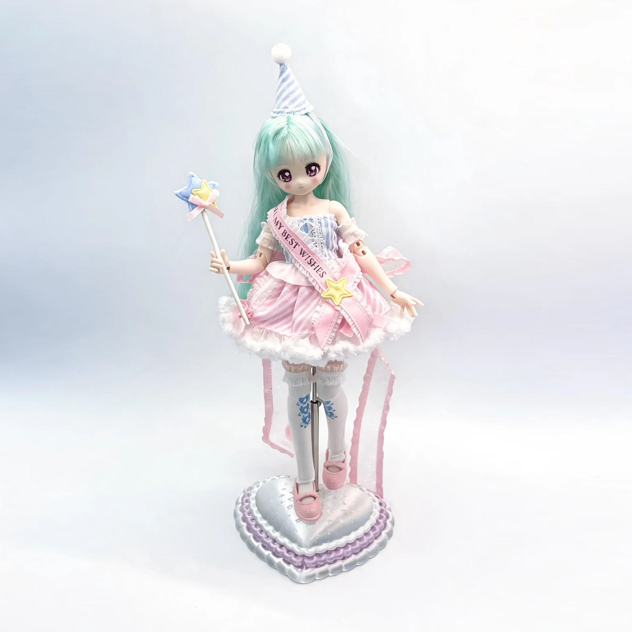 Lace Heart BJD Doll Stand