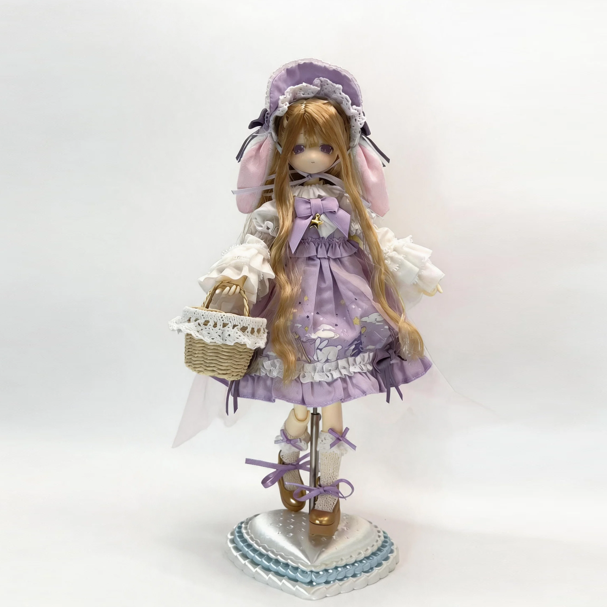Lace Heart BJD Doll Stand